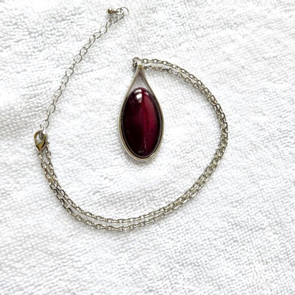 NECKLACE - Merlot colour inspired pendant - Picture 4 of 6